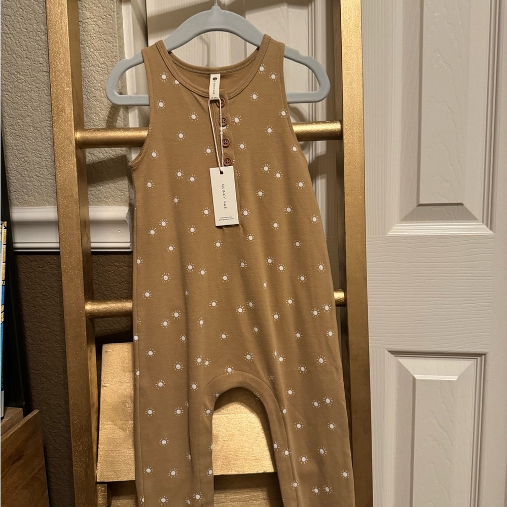 Quincy Mae jumper